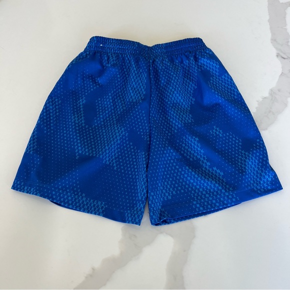 Nike kids Royal Blue Mesh Sports Shorts youth medium - Picture 2 of 4